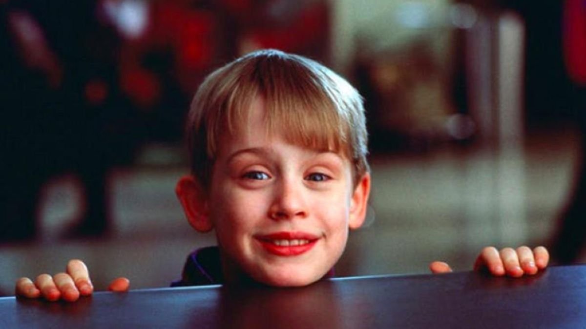 Macaulay Culkin weighs in on the new Disney Plus Home Alone - CNET